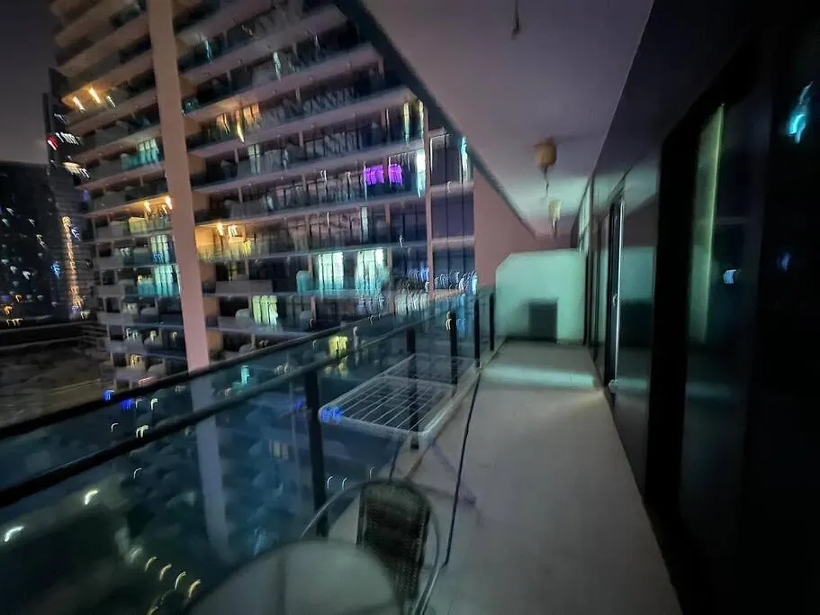 Lavish Apartment In Dubai